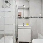 Cozy Avec Parking Apartment *