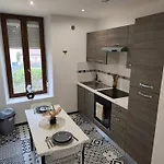 Apartment Cozy Avec Parking Charleville-Mezieres