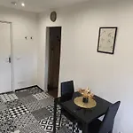 Apartment Cozy Avec Parking