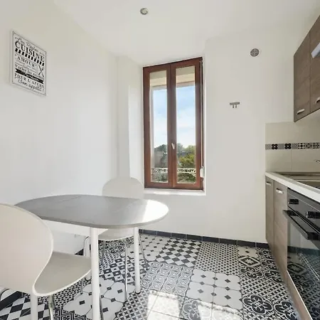 Cozy Avec Parking Daire *