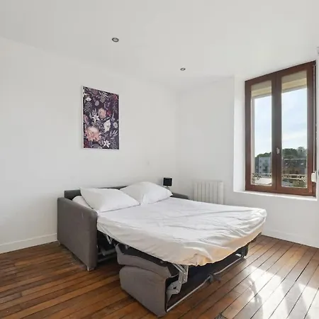 Cozy Avec Parking Apartman